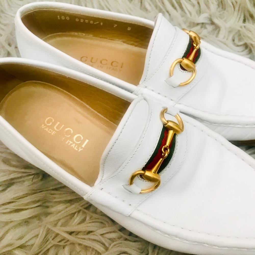 Vintage Gucci Women Ivory Leather Horsebit Loafers